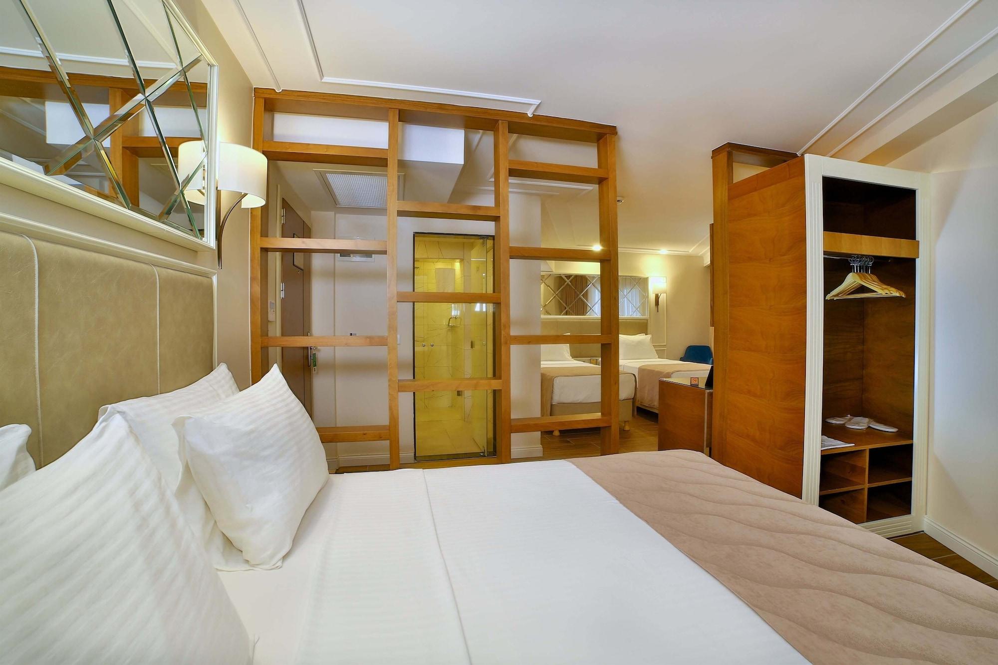 Marinem Hotel Istanbul Bagian luar foto