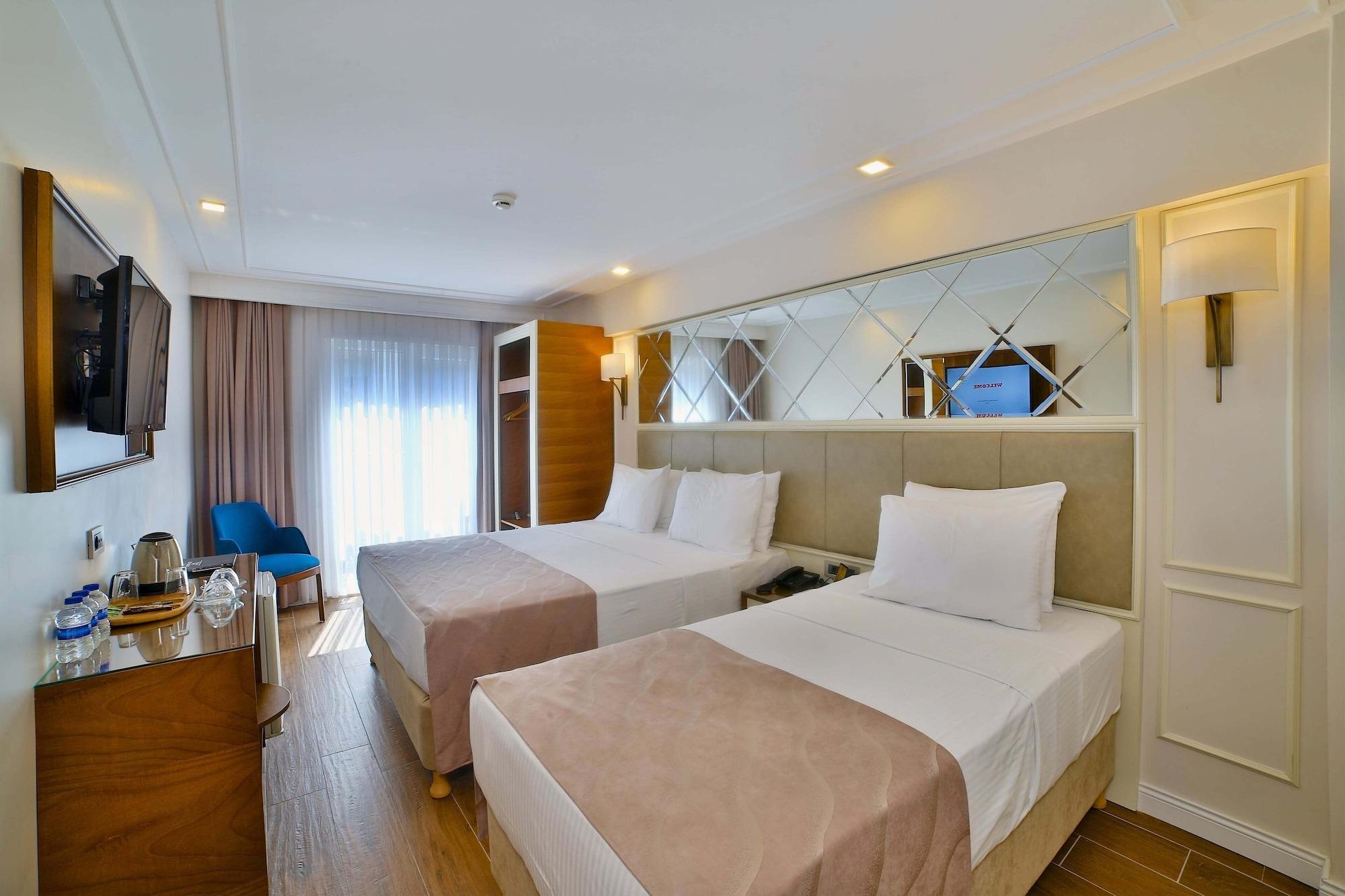 Marinem Hotel Istanbul Bagian luar foto