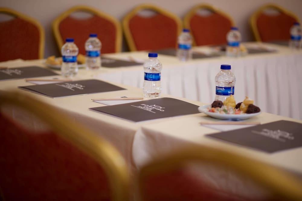 Marinem Hotel Istanbul Bagian luar foto