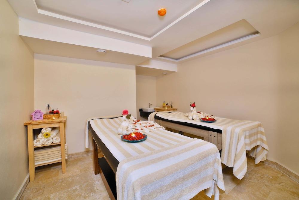 Marinem Hotel Istanbul Bagian luar foto